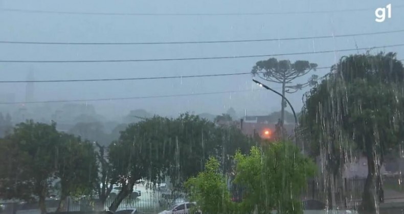 Inmet emite alerta de perigo de tempestade para 204 municípios do Paraná nesta sexta (13)